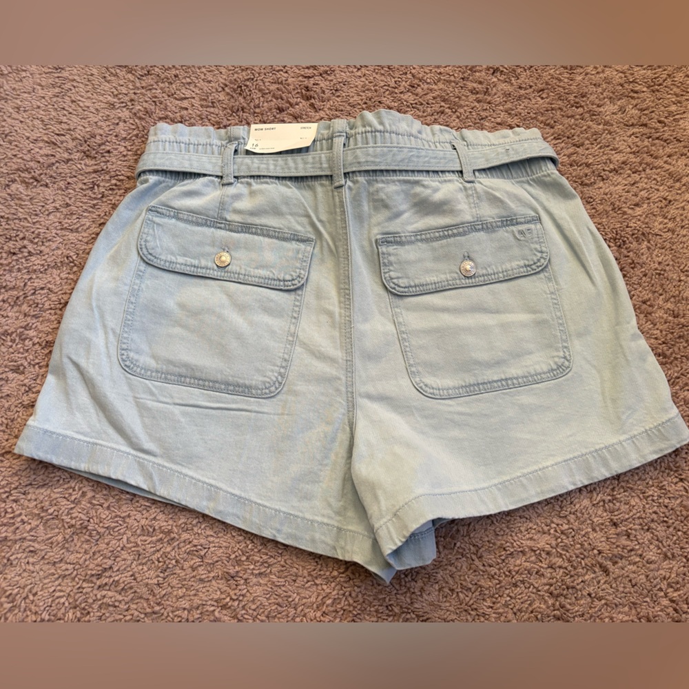 American Eagle Outfitters Mom Shorts with Denim Belt - Picture 2 of 6